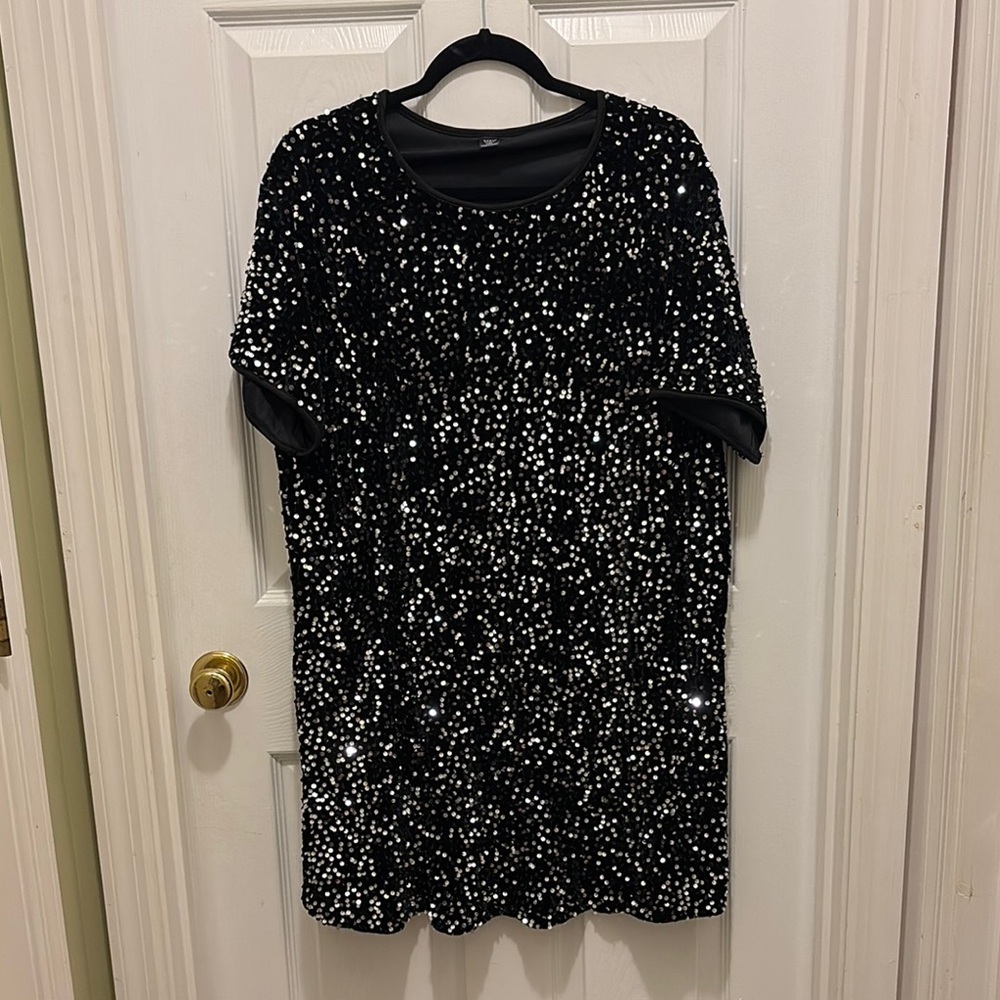 SHEIN Black and Silver Sequin Dress
